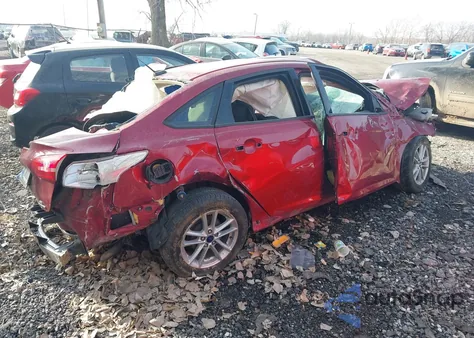 2016 Ford Focus Se z USA, uszkodzony, nr VIN 1FADP3F29GL280118